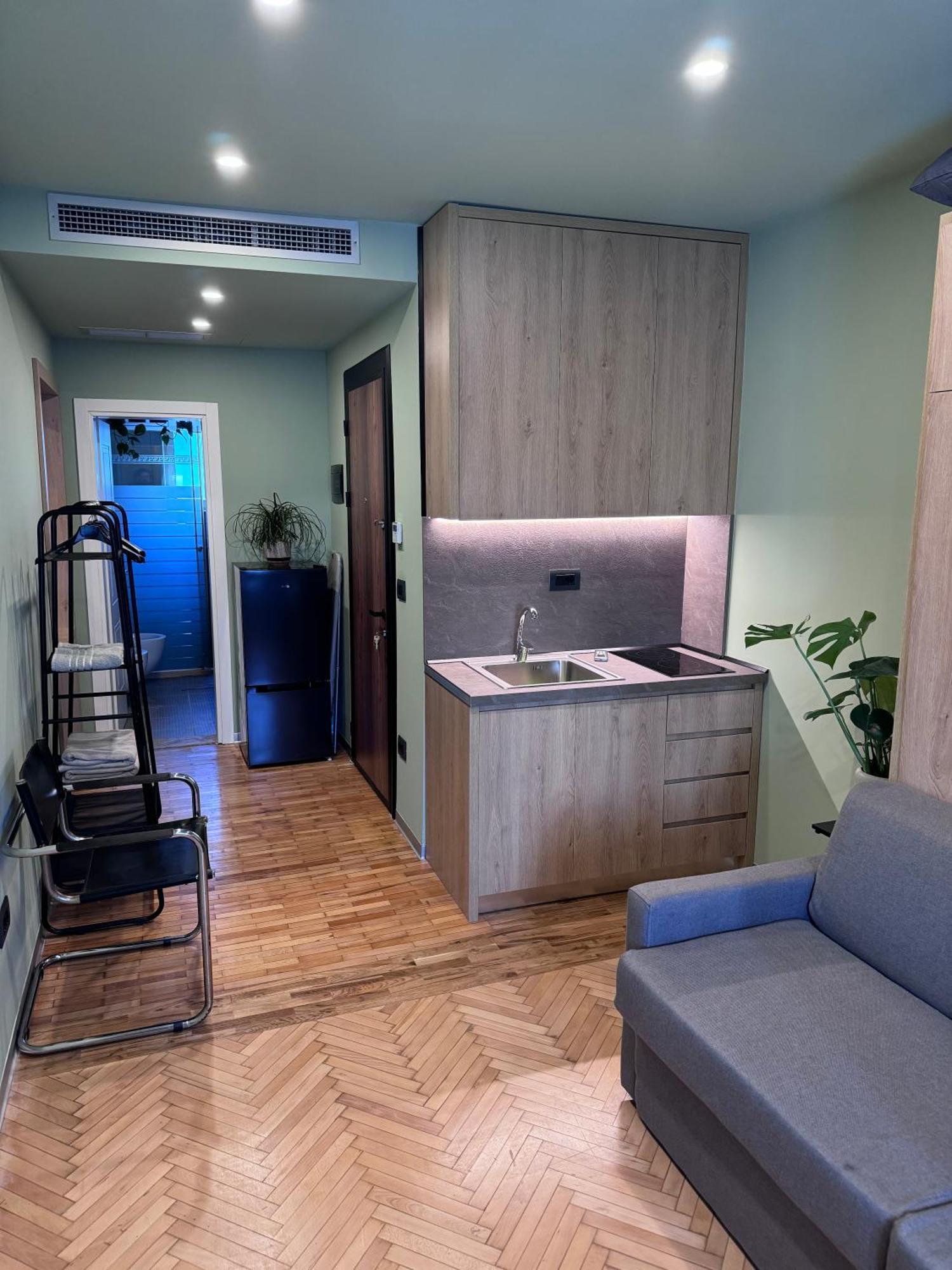 The Hidden Gem Of Blloku Apartment Tirana Bagian luar foto