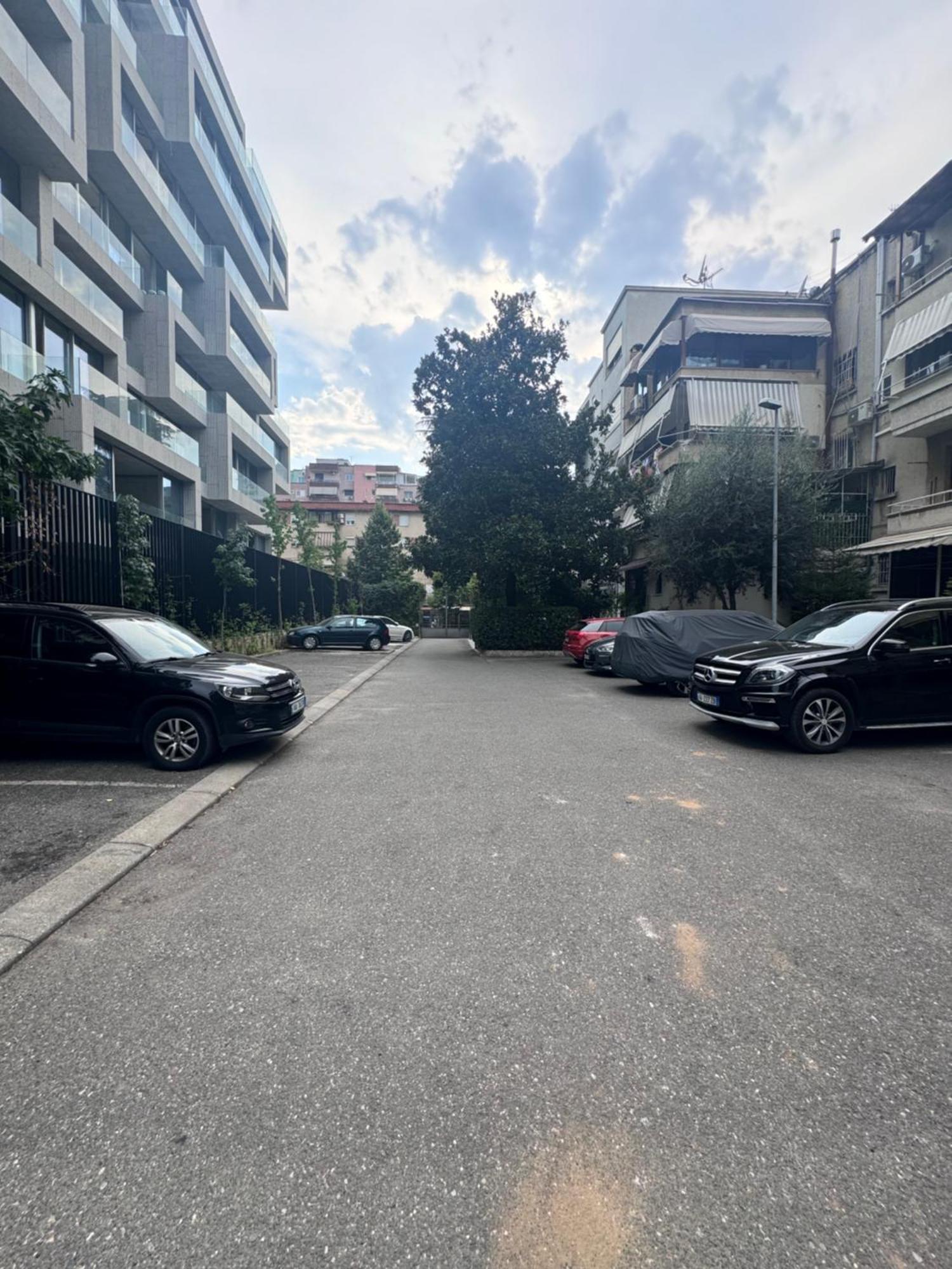 The Hidden Gem Of Blloku Apartment Tirana Bagian luar foto